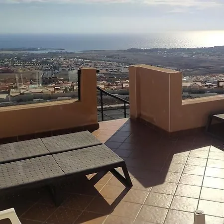 Miramar Home, Ocean View Tatil Evi *